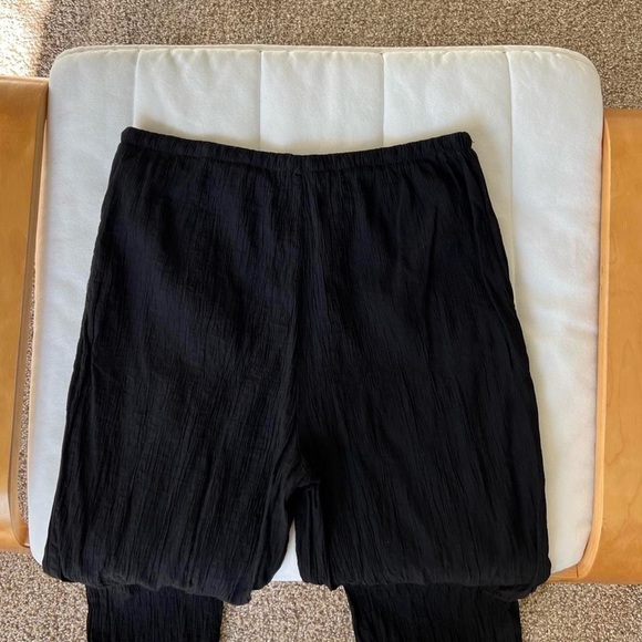 Zara casual loose flowy black crinkle pants - Picture 5 of 6